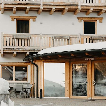 Hotel Aurai Telve Esterno foto